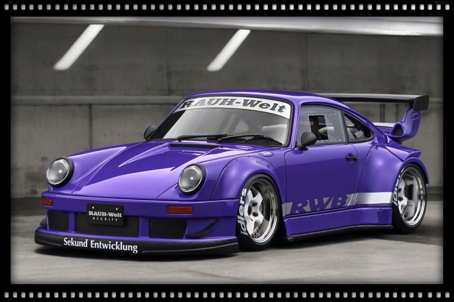 Porsche RWB 930 Purple IGNITION MODEL 1:18 – Exclusive-Hobbyshop
