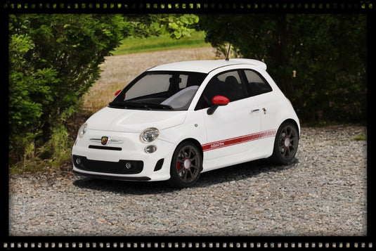 Fiat Abarth 595 Blanc/Rouge TOP SPEED 1:18