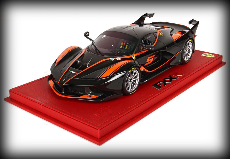 Load image into Gallery viewer, Ferrari FXXK 2016 - Car No. 5 with display case (LIMITED EDITION 59 pieces) BBR Models 1:18
