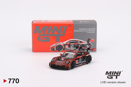 Porsche 911 (992) GT3 R #9 GTD PRO PFAFF MOTORSPORTS SEBRING 12 HRS WINNAAR 2023 (LHD) MINI GT 1:64