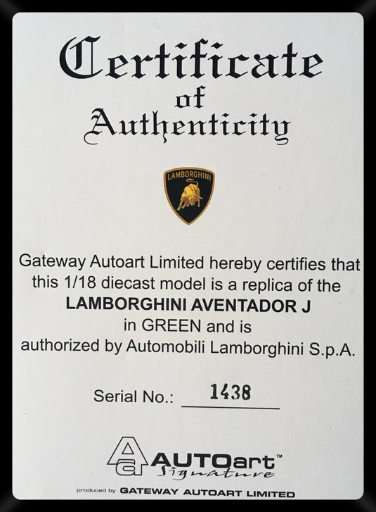 Lamborghini AVENTADOR ROADSTER 2012 AUTOart 1:18