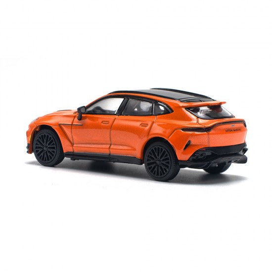 Laad de afbeelding in de Gallery-viewer, ASTON MARTIN DBX 707 ORANJE POP RACE 1:64
