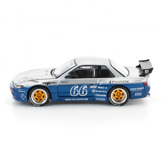 Chargez l'image dans la visionneuse de la galerie, NISSAN PANDEM SILVIA S13 BLEU/BLANC POP RACE 1:64
