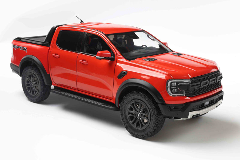 Laad de afbeelding in de Gallery-viewer, Ford RANGER RAPTOR ORANJE RAPTOR 2024 SOLIDO 1:18
