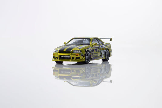 NISSAN SKYLINE GT-R (R34) MOONEYES 1 WITH LED 2026 + MOTN LED BASE SYSTEM BLACK 2025 KYOSHO 1:64
