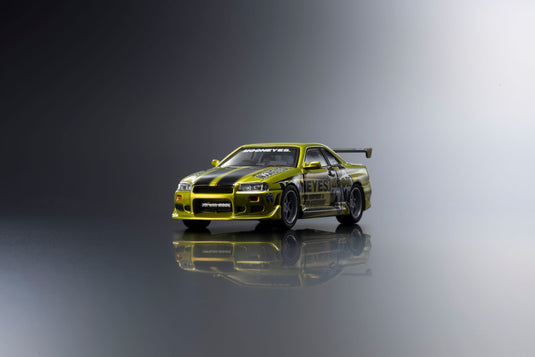 NISSAN SKYLINE GT-R (R34) MOONEYES 1 WITH LED 2026 + MOTN LED BASE SYSTEM BLACK 2025 KYOSHO 1:64