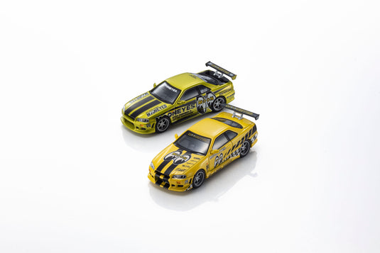 NISSAN SKYLINE GT-R (R34) MOONEYES 1 WITH LED 2026 + MOTN LED BASE SYSTEM BLACK 2025 KYOSHO 1:64