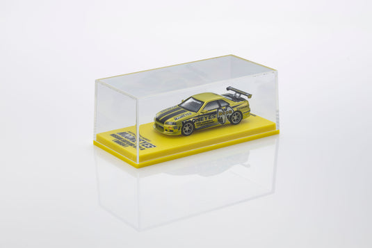 NISSAN SKYLINE GT-R (R34) MOONEYES 1 WITH LED 2026 + MOTN LED BASE SYSTEM BLACK 2025 KYOSHO 1:64