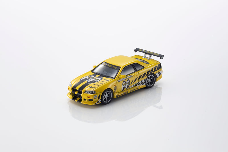 Chargez l'image dans la visionneuse de la galerie, NISSAN SKYLINE GT-R (R34) MOONEYES 1 AVEC LED 2026 + SYSTÈME DE SOCLE LED MOTN NOIR 2025 KYOSHO 1:64
