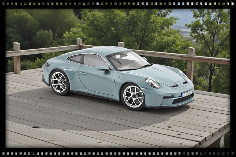 Load image into Gallery viewer, Porsche 911 S/T 2023 Blue NOREV 1:18
