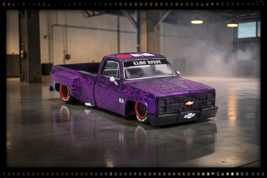 CHEVROLET SILVERADO DUALLY KAIDO KOI V1 1980 MINI GT 1:64