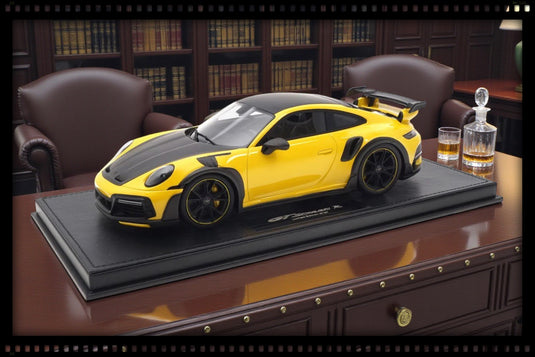 Porsche 911 (992) TECHART GTstreet R Yellow - Limited Edition 59 of 87 pieces - TECHART 1:18