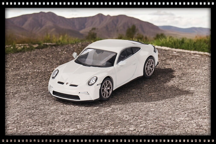Porsche 911 (992) GT3 TOURING Grijs 2023 (LHD) MINI GT 1:64