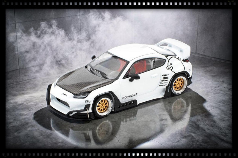 Chargez l'image dans la visionneuse de la galerie, TOYOTA PANDEM GR86 BLANC POP RACE 1:64
