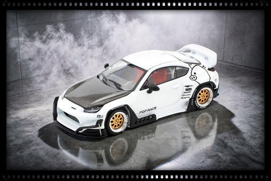 TOYOTA PANDEM GR86 WIT POP RACE 1:64