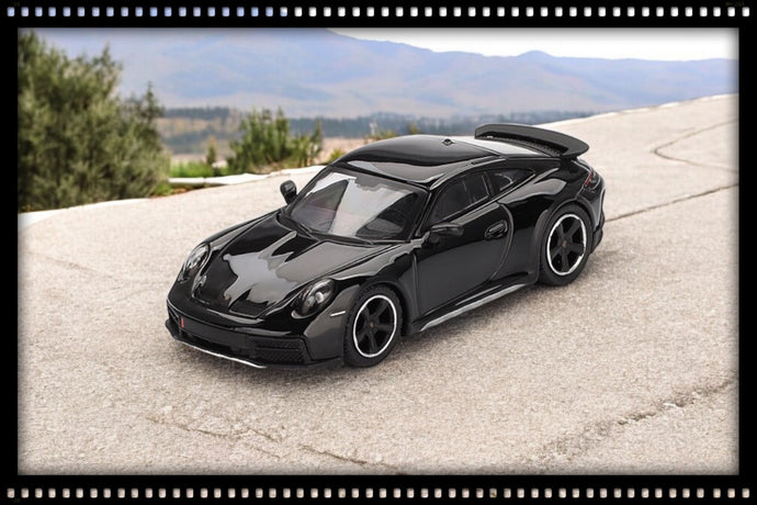 Porsche 911 (992) DAKAR BLACK 2023 (LHD) MINI GT 1:64