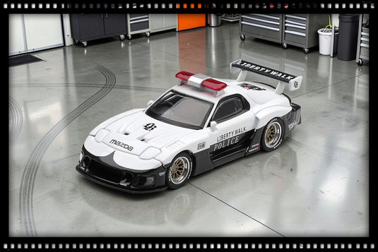 MAZDA RX7 LB-SUPER SILHOUETTE POLICE 1998 (RHD) MINI GT 1:64
