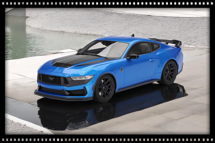 Ford MUSTANG DARK HORSE GRABBER BLAUW 2024 TOP SPEED 1:18