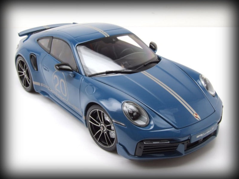 Laad de afbeelding in de Gallery-viewer, Porsche 911 (992) Turbo S coupe Sport Design 2021 MINICHAMPS 1:18
