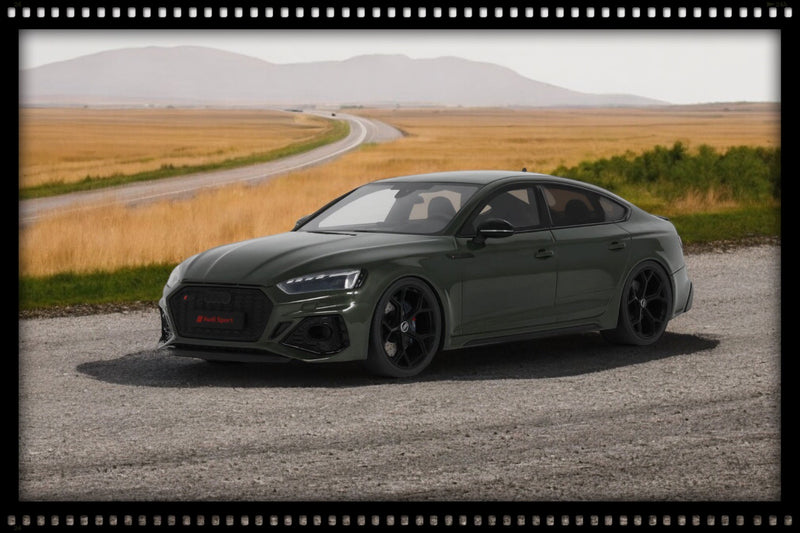Chargez l&#39;image dans la visionneuse de la galerie, Audi RS 5 Competition Vert 2023 GT SPIRIT 1:18
