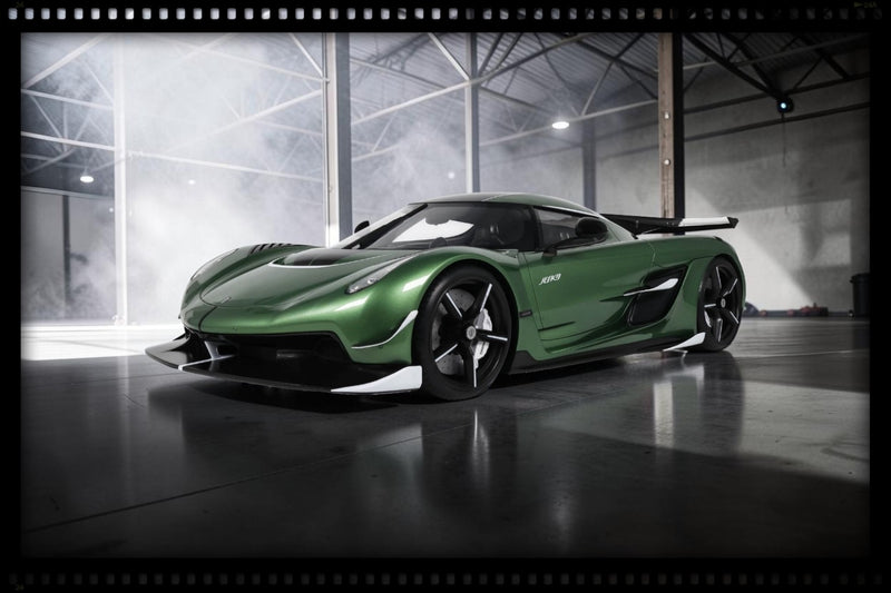 Laad de afbeelding in de Gallery-viewer, KOENIGSEGG JESKO PARELGROEN 2024 GT SPIRIT 1:8
