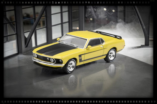 FORD MUSTANG BOSS 302 GEEL 1969 MINI GT 1:64