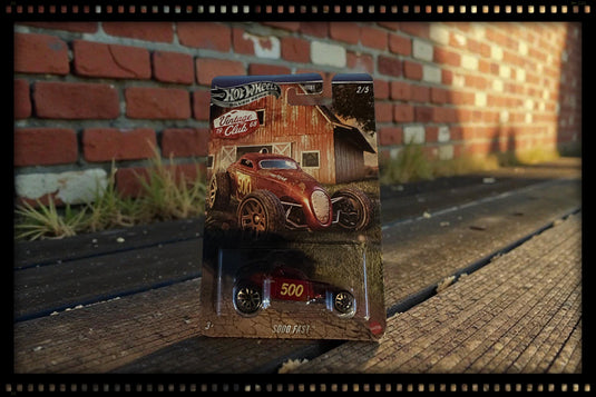 Sooo FAST Red HOT WHEELS 1:64