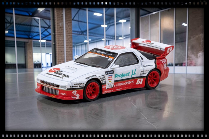 Chargez l'image dans la visionneuse de la galerie, MAZDA RX-7 (FC3S) PANDEM MASASHI WATANABE 2026 TARMAC WORKS 1:64

