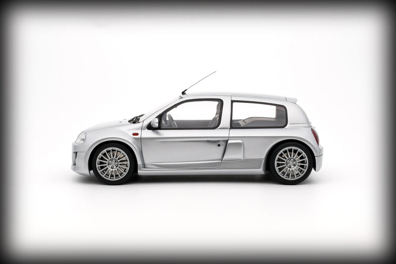 Load image into Gallery viewer, Renault CLIO V6 PHASE 1 2001 (LIMITED EDITION 2000 pieces) OTTOmobile 1:18
