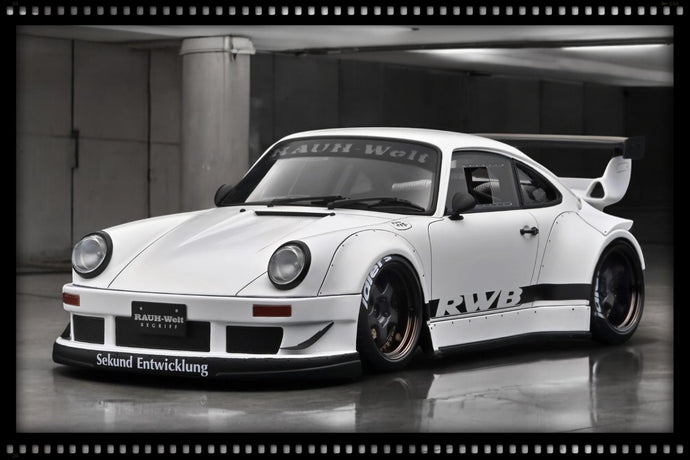 Porsche RWB 930 Blanc mat IGNITION MODEL 1:18