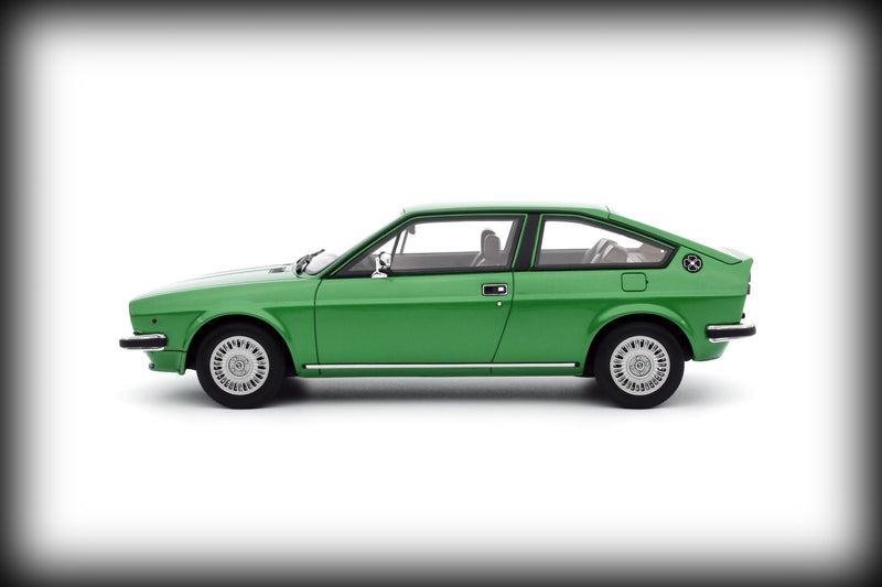 Laad de afbeelding in de Gallery-viewer, Alfa Romeo SUD SPRINT 1976 (LIMITED EDITION 999 stuks) OTTOmobile 1:18
