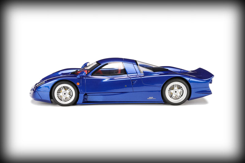 Laad de afbeelding in de Gallery-viewer, Nissan R390 GT1 Road Car 1997 GT SPIRIT 1:18
