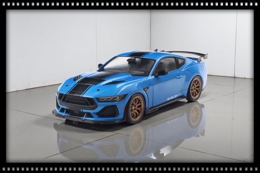 Ford SHELBY MUSTANG SUPER SNAKE GRABBER BLUE METALLIC 2025 SOLIDO 1:18