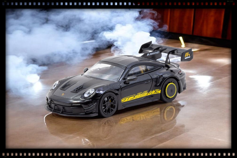 Load image into Gallery viewer, PORSCHE GT3RS 992-1 BLACK/YELLOW 2026 TARMAC WORKS 1:64
