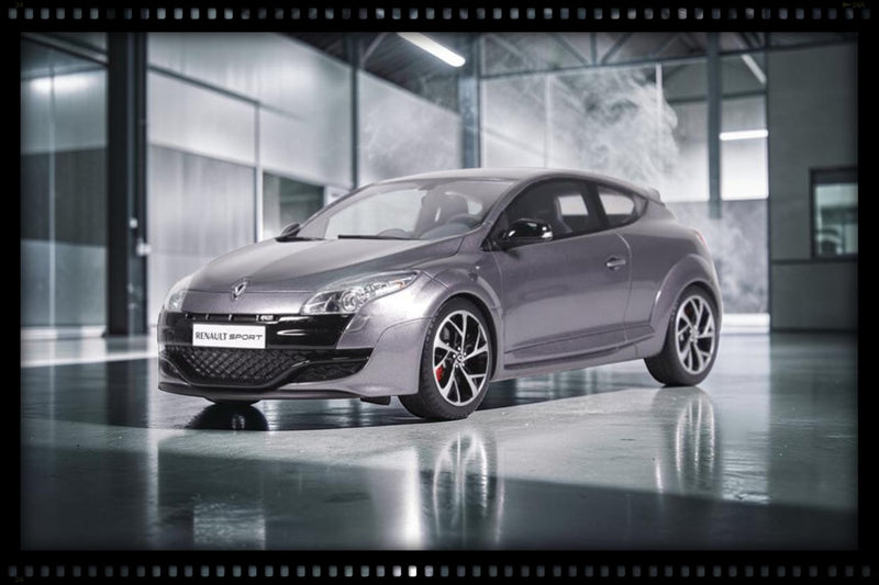 Load image into Gallery viewer, RENAULT MEGANE III RS PHASE 1 GREY CASSIOPÉE 2009 OTTOmobile 1:18

