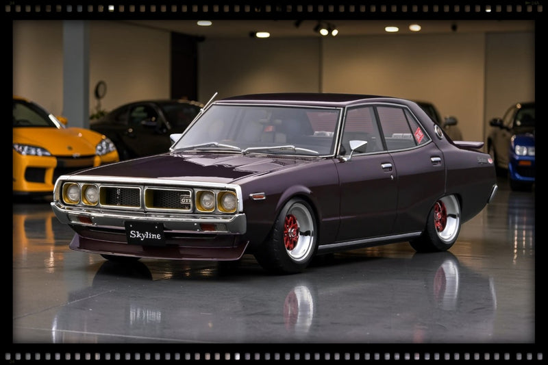 Chargez l'image dans la visionneuse de la galerie, NISSAN SKYLINE 2000 GT-X (GC110) VIOLET IGNITION MODEL 1:18
