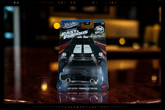FORD MUSTANG CUSTOM 1967 HOT WHEELS 1:64