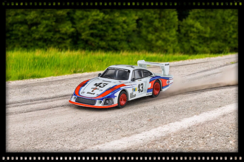 Load image into Gallery viewer, Porsche 935/78 24H of Le Mans 1978 PARA64 1:64
