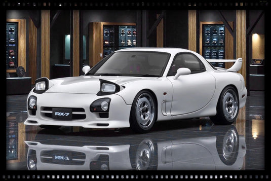 MAZDA RX-7 (FD3S) BLANC IGNITION MODEL 1:18