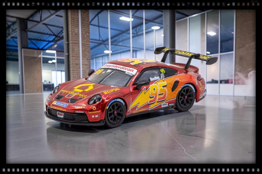 PORSCHE 991 (992) GT3 CUP BRETT BOULTON PORSCHE CARRERA CUP AUSTRALIA 2025 TARMAC WORKS 1:64