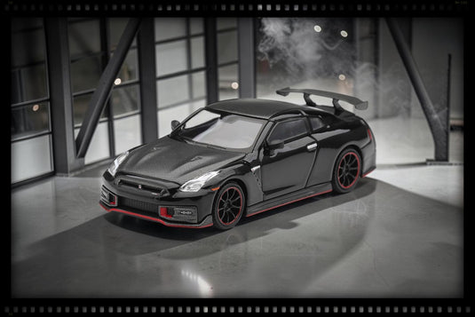 NISSAN GT-R R35 NISMO ZWART 2024 MINI GT 1:64