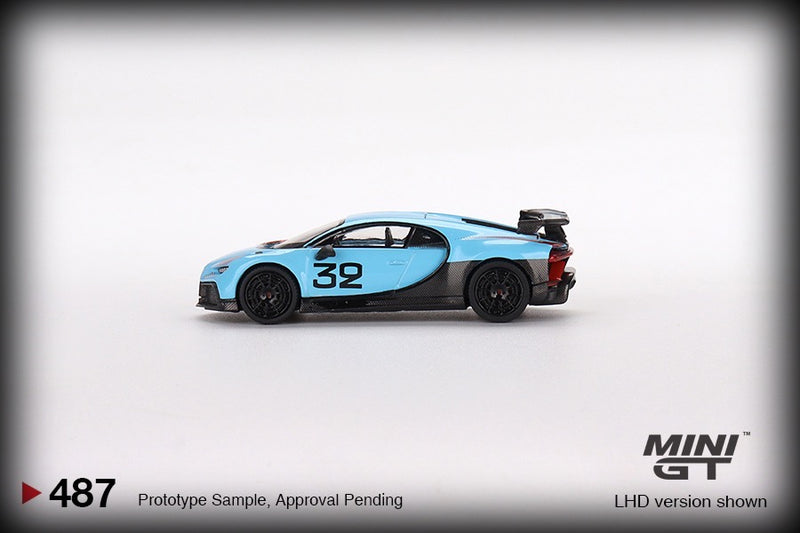 Load image into Gallery viewer, Bugatti Chiron Pur Sport (LHD) MINI GT 1:64
