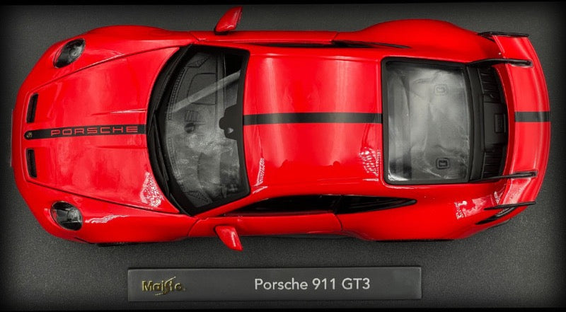 Laad de afbeelding in de Gallery-viewer, Porsche 911 GT3 2022 MAISTO 1:18
