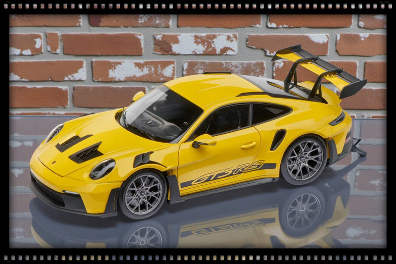 Load image into Gallery viewer, Porsche 911 GT3 RS (992) Yellow - LIMITED EDITION -  PORSCHE DEALERMODEL 1:18

