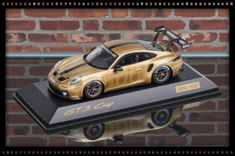 Load image into Gallery viewer, Porsche 911 GT3 CUP (992) 5000 Black/Gold - LIMITED EDITION 504/1000 pieces - PORSCHE DEALERMODEL 1:43
