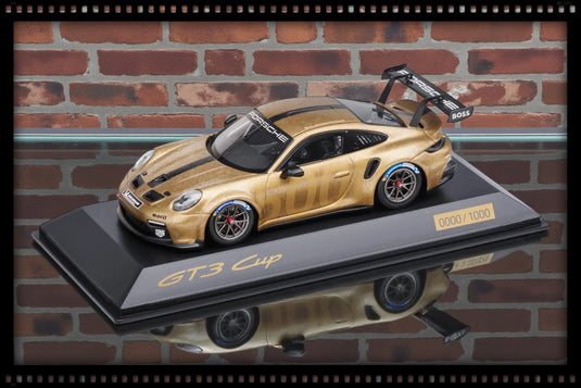 Porsche 911 GT3 CUP (992) 5000 Zwart/Goud - LIMITED EDITION 504/1000 stuks - PORSCHE DEALERMODEL 1:43