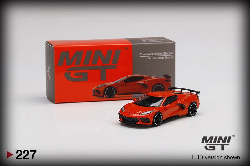 Laad de afbeelding in de Gallery-viewer, Chevrolet CORVETTE Stingray MINI GT 1:64
