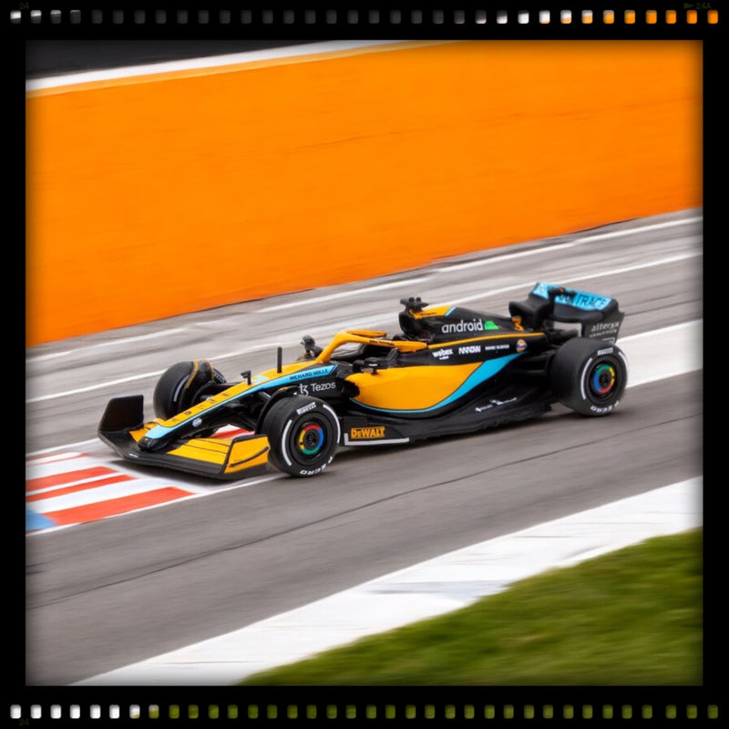 Load image into Gallery viewer, McLaren MCL36 #3 Daniel Ricciardo Australian Grand Prix 2022 TARMAC WORKS 1:64
