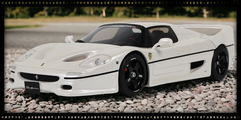 Laad de afbeelding in de Gallery-viewer, Ferrari LBWK F50 2013 GT SPIRIT 1:18

