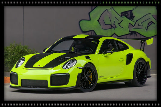 Porsche 911 (991.2) GT2 RS WEISSACH PACKAGE 2017 AUTOart 1:18